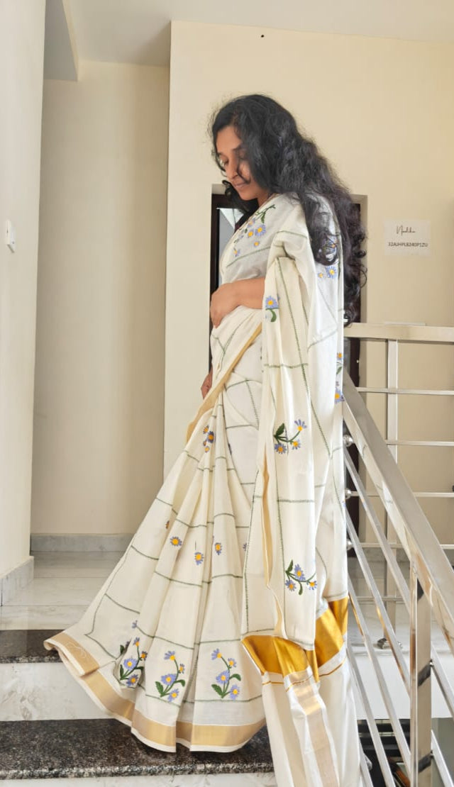 KERALA SAREE WITH FLORAL EMBROIDERY