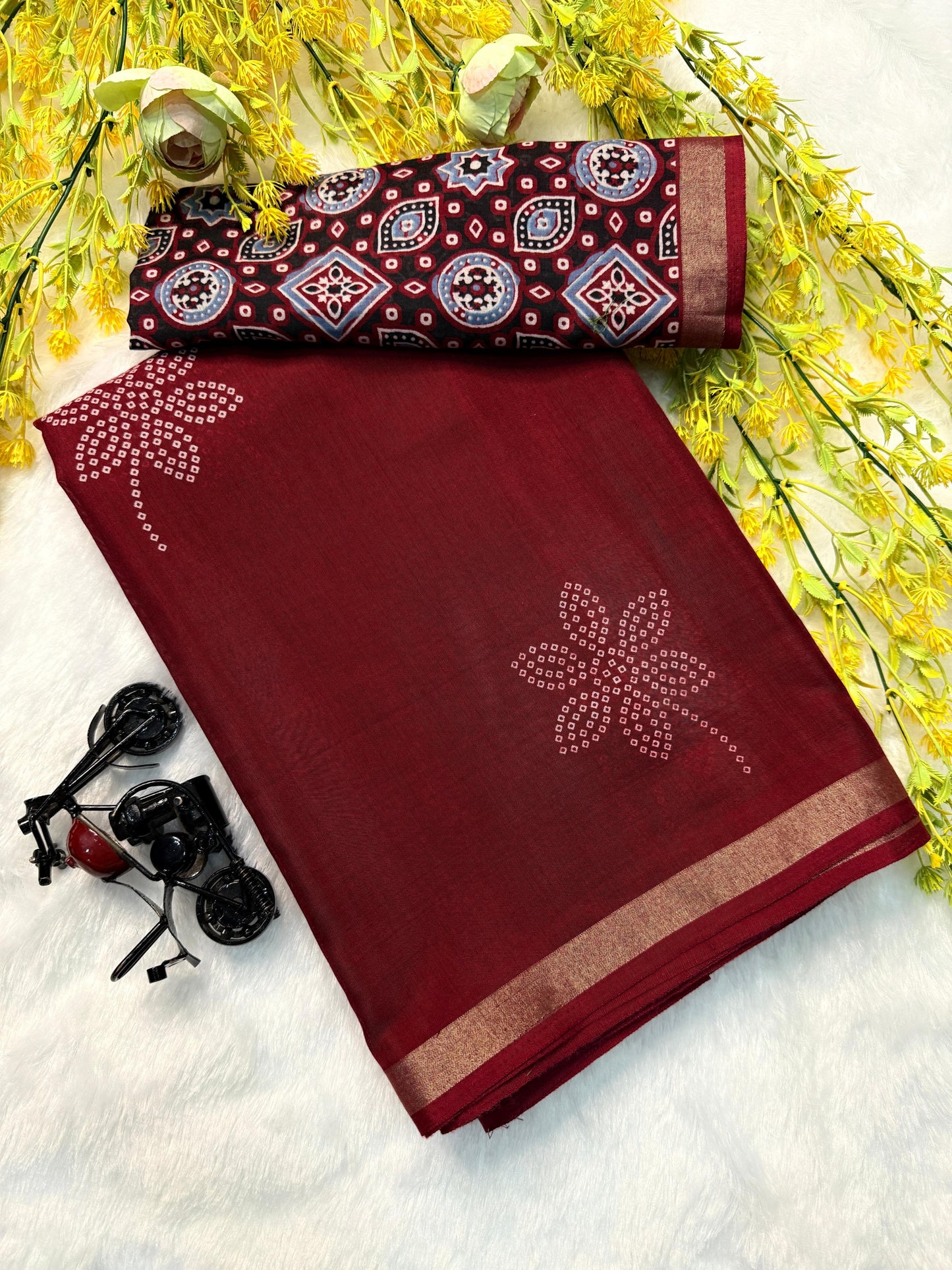 MULMUL COTTON BANDHEJ FLOWER RED SAREE WITH AJRAKH PALLU